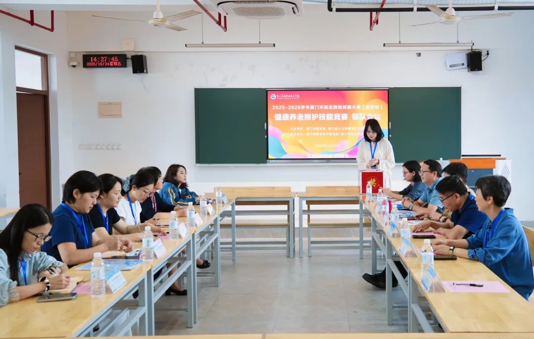 da4ffe6340074379882e88bd7f44d25d.jpg da4ffe6340074379882e88bd7f44d25d.jpg