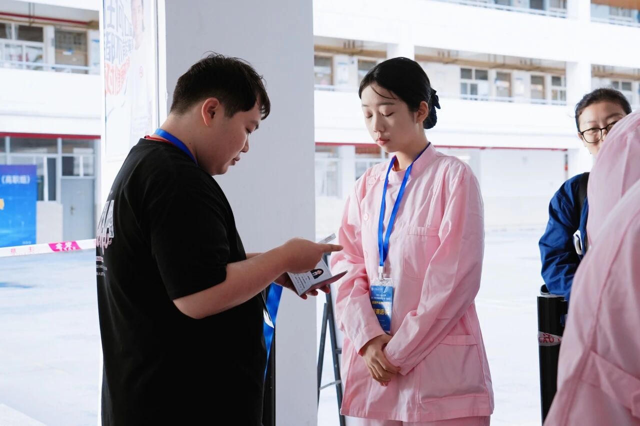 cc95c863eb294b4e75966e303bdcfabe.jpg cc95c863eb294b4e75966e303bdcfabe.jpg