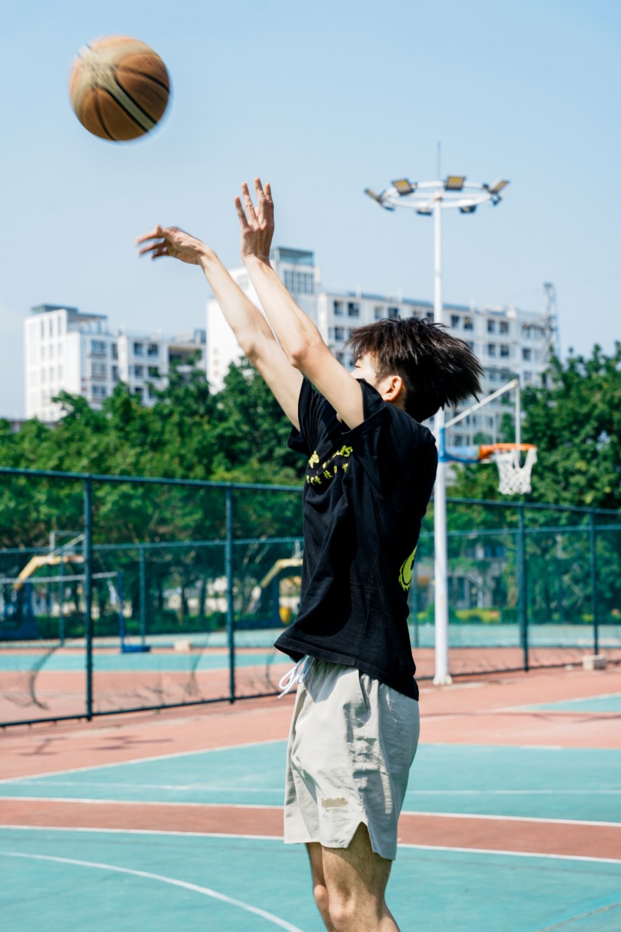 三分球.jpg 三分球.jpg