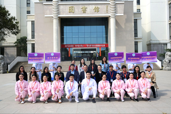 合影留念 小.jpg 合影留念 小.jpg